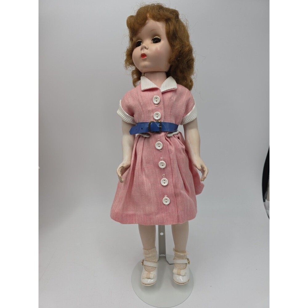 Vintage Madame Alexander Maggie Walker w/ Original Outfit